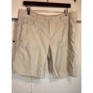 THE NORTH FACE WOMENS SZ 12 RIPSTOP LIGHT WEIGHT TAN SHORTS 10.5 INSEAM 1345